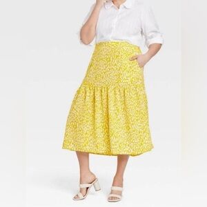 Who What Wear Yellow & White Leopard Print Two Tiered Skirt with Pockets Size XL